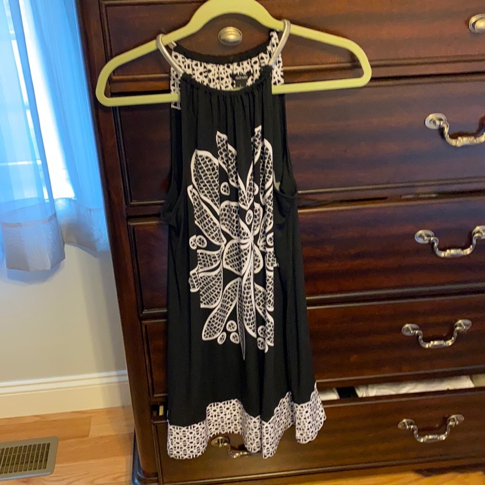 BNWT Alfani tunic top